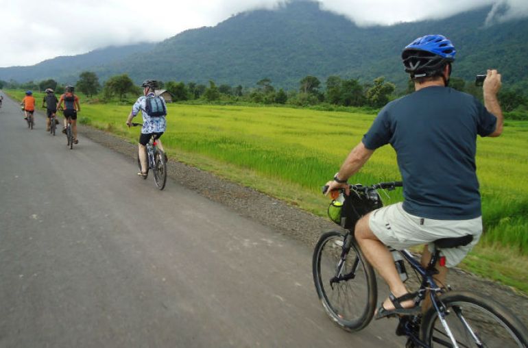 Biking-Laos-13